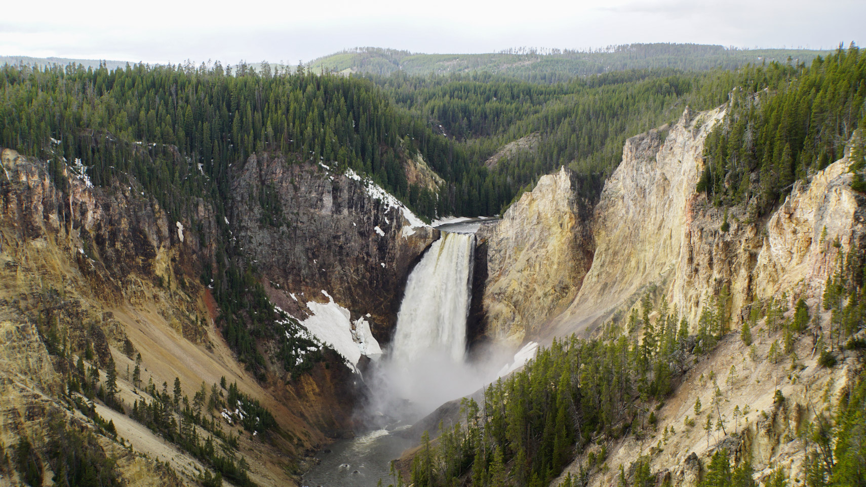 The Grand Canyon of the Yellowstone